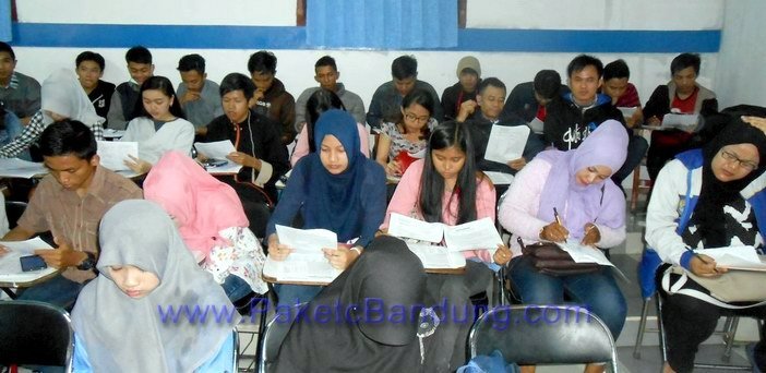 UAS Paket C Desember 2015